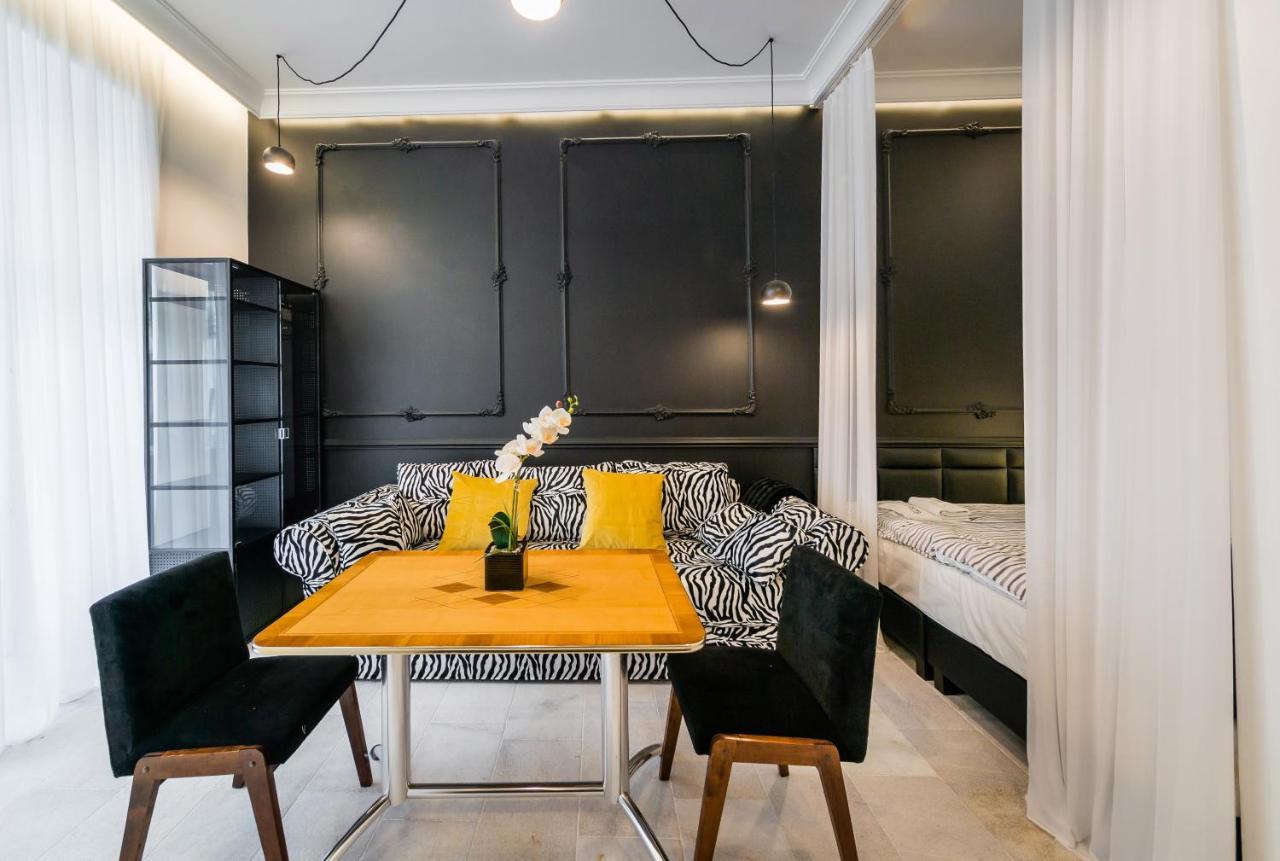 Groble Deluxe Apartments Wawelofts Cracovia Esterno foto