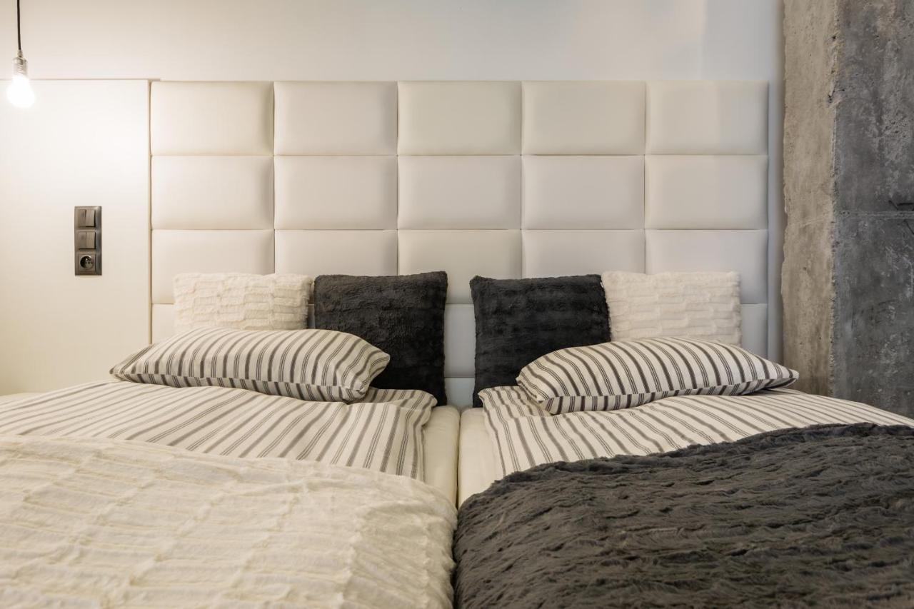 Groble Deluxe Apartments Wawelofts Cracovia Esterno foto